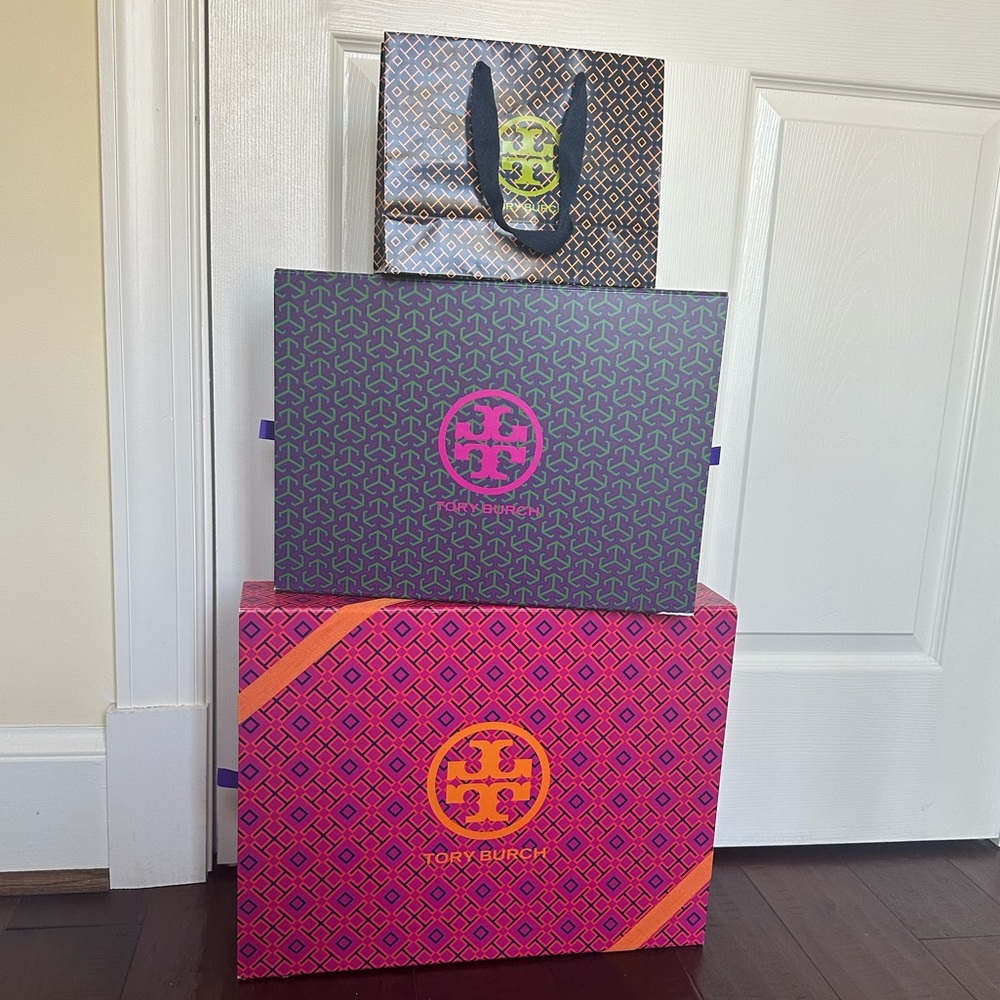 TORY BURCH Gift Boxes (Various Sizes - PRICE PER ITEM)